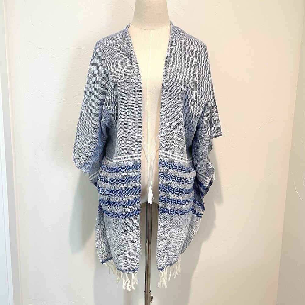 Abrazo Style Poncho Womens Small Blue Woven Fringed Tie Front